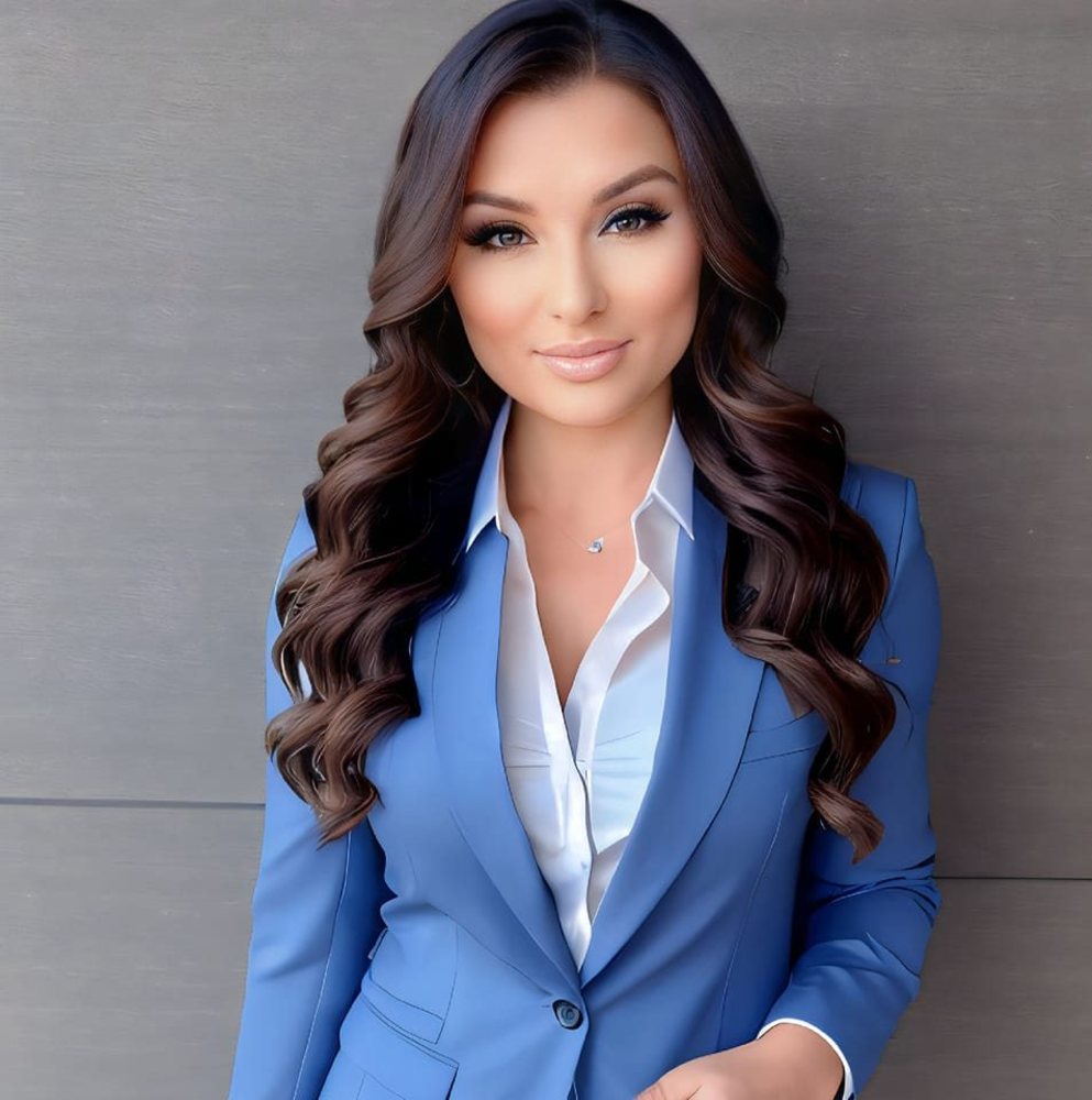 Meet your Posher, Ashley